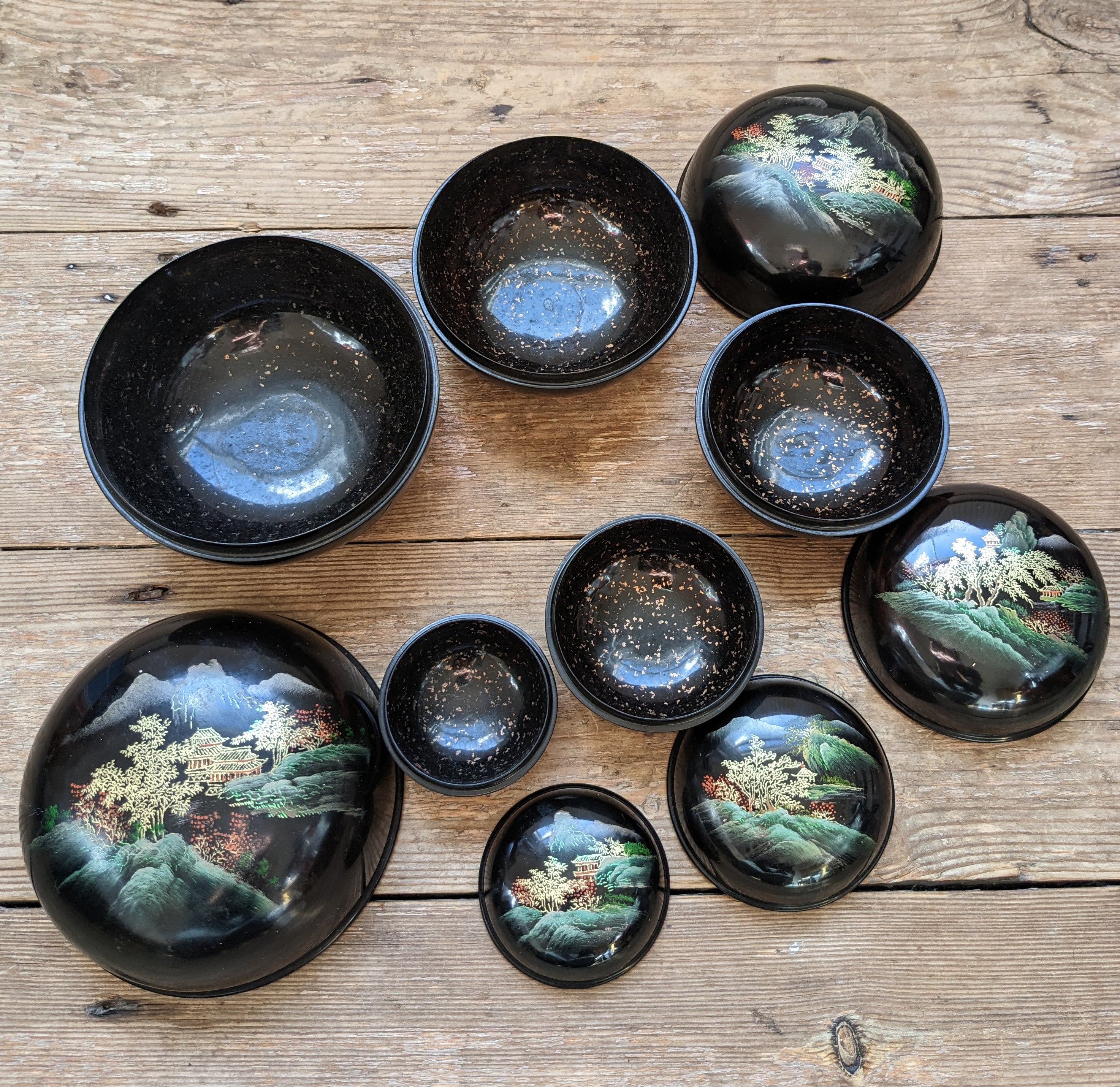 Vintage Japanese Lacquer Nesting Bowls Set of 5 — Hand Painted, Black & Gold, Early 1900s