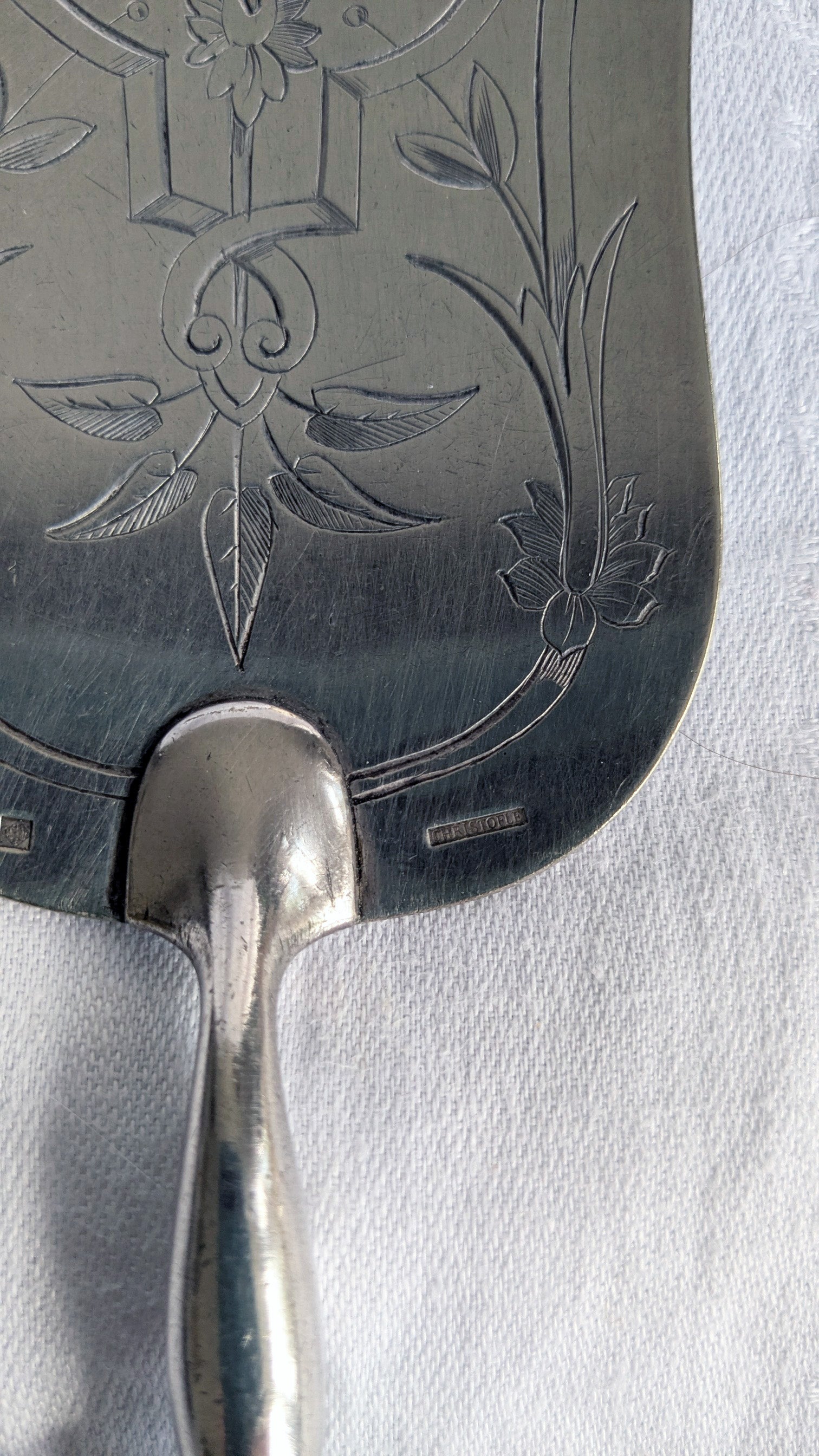 Antique Christofle Fish Server — Filet Droit Silverplate, Engraved, Late 19th Century