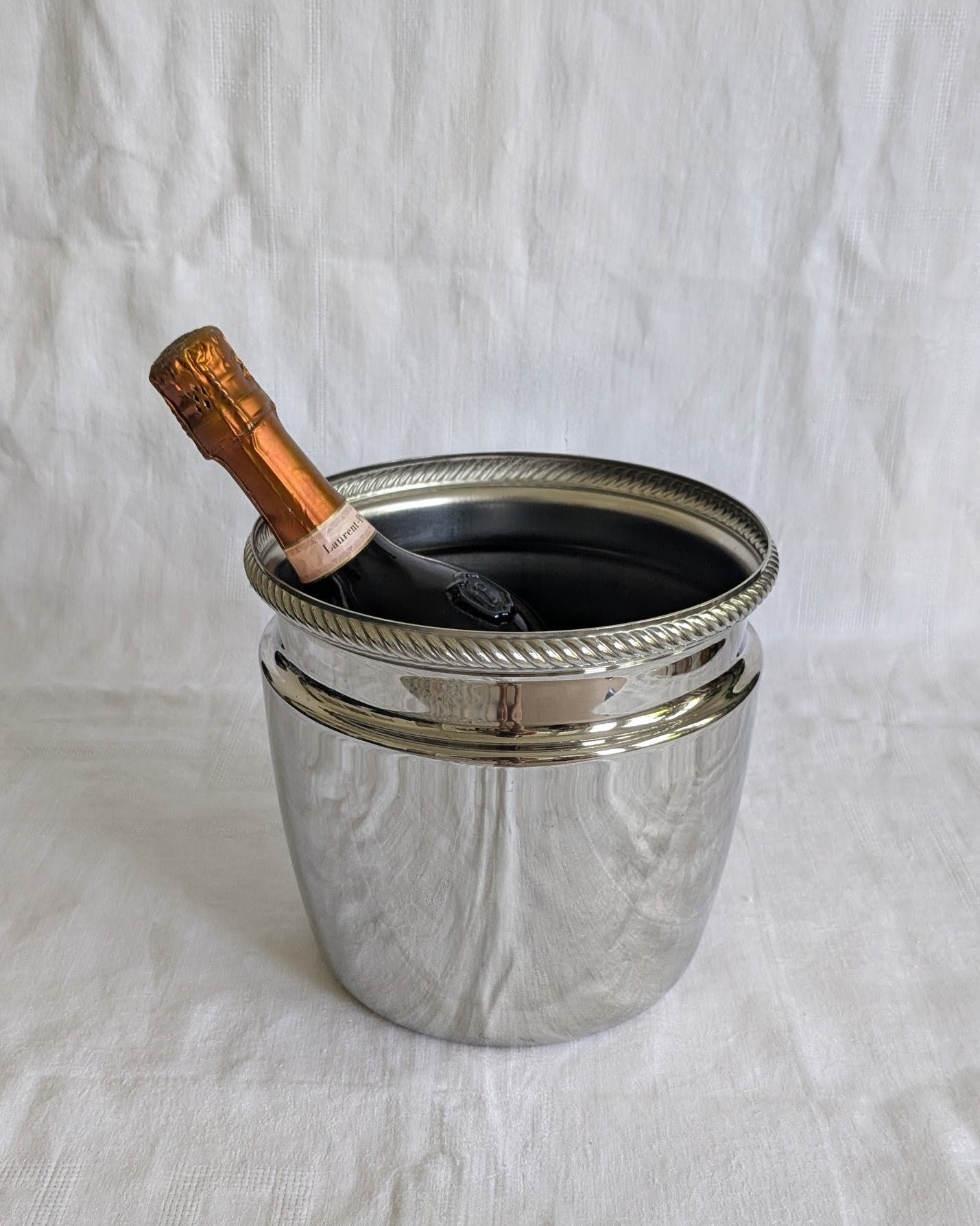 Vintage Alessi Champagne Wine cooler in Stainless Steel – Italian Modernist Design