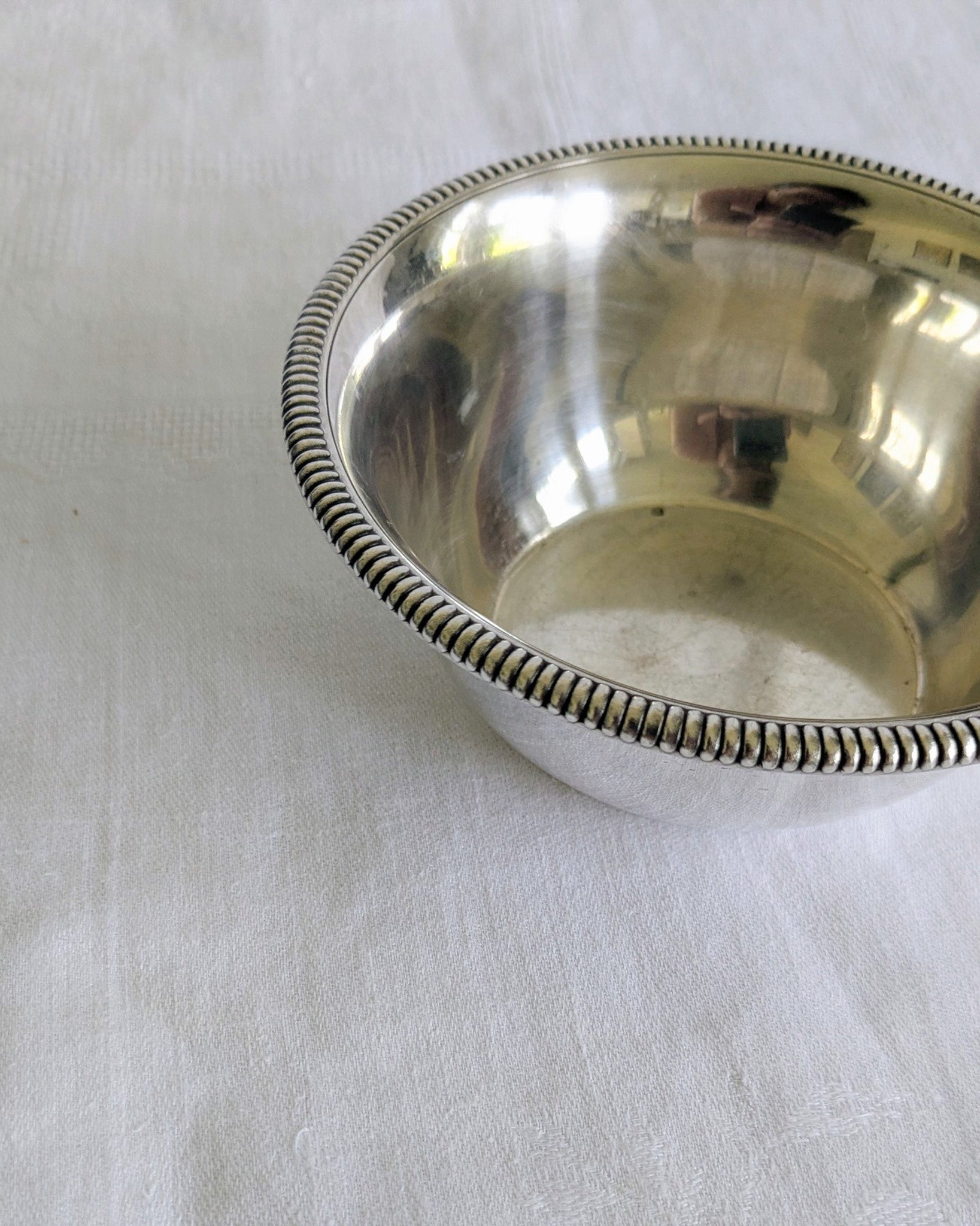 Vintage Silver-Plated Bowl with Gadrooned Border | Elegant French Style Tableware