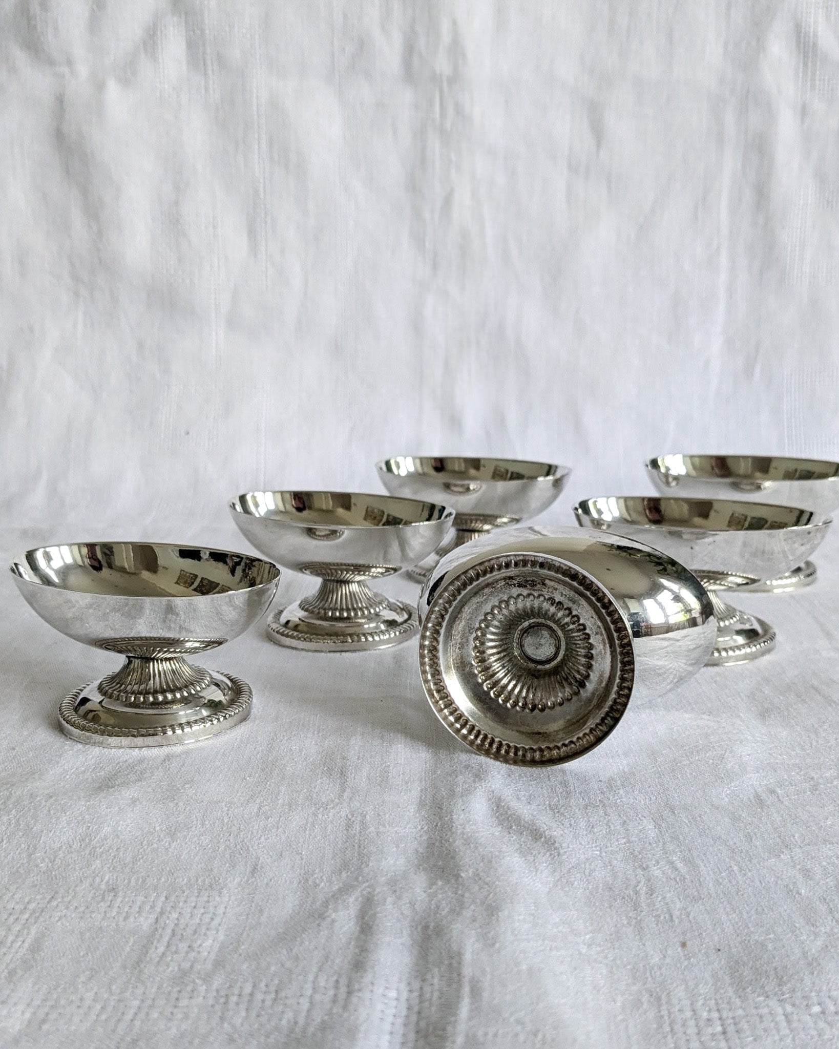 Vintage French Silver-Plated Avocado Serving Bowls with Original Box – Set of 6