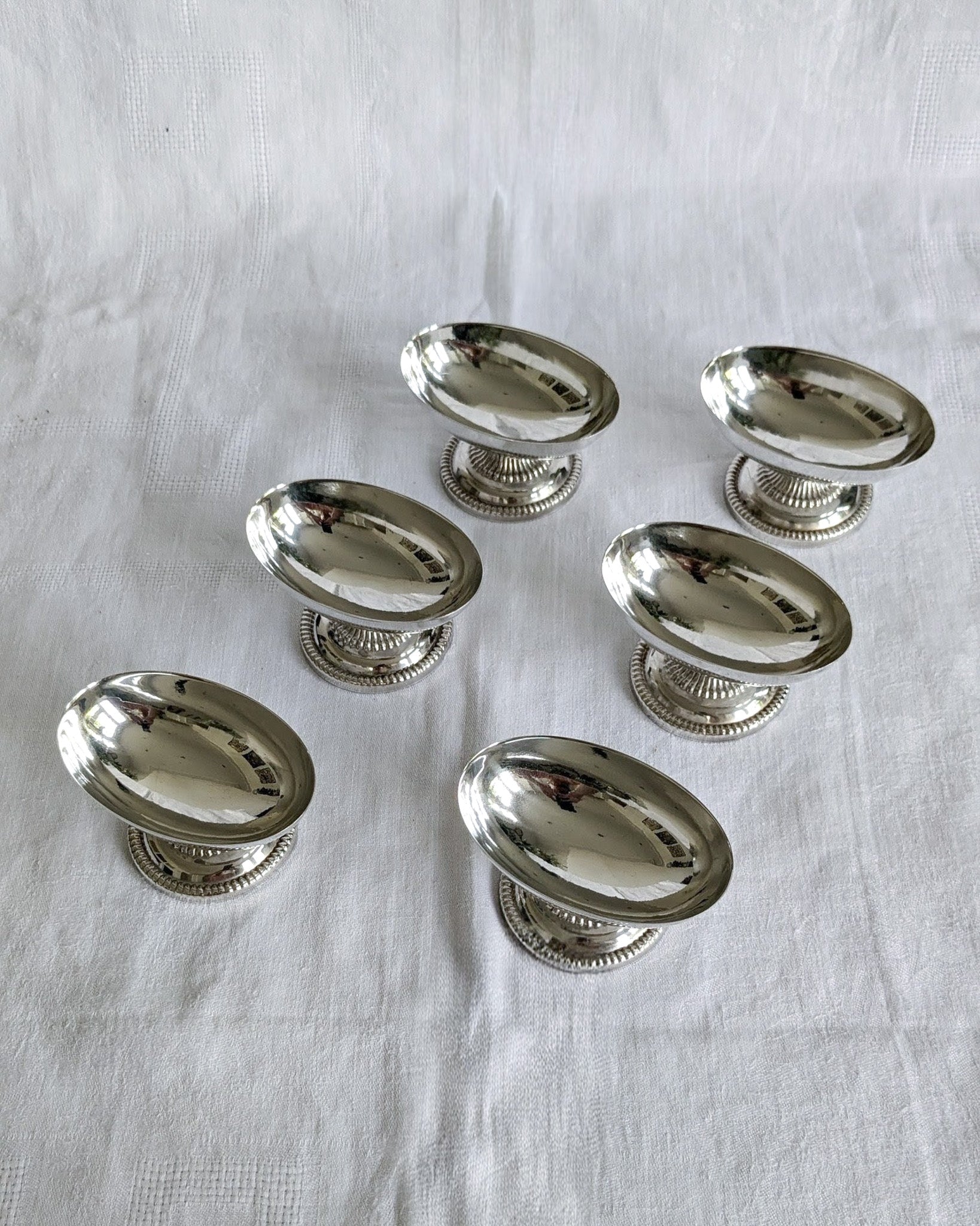 Vintage French Silver-Plated Avocado Serving Bowls with Original Box – Set of 6