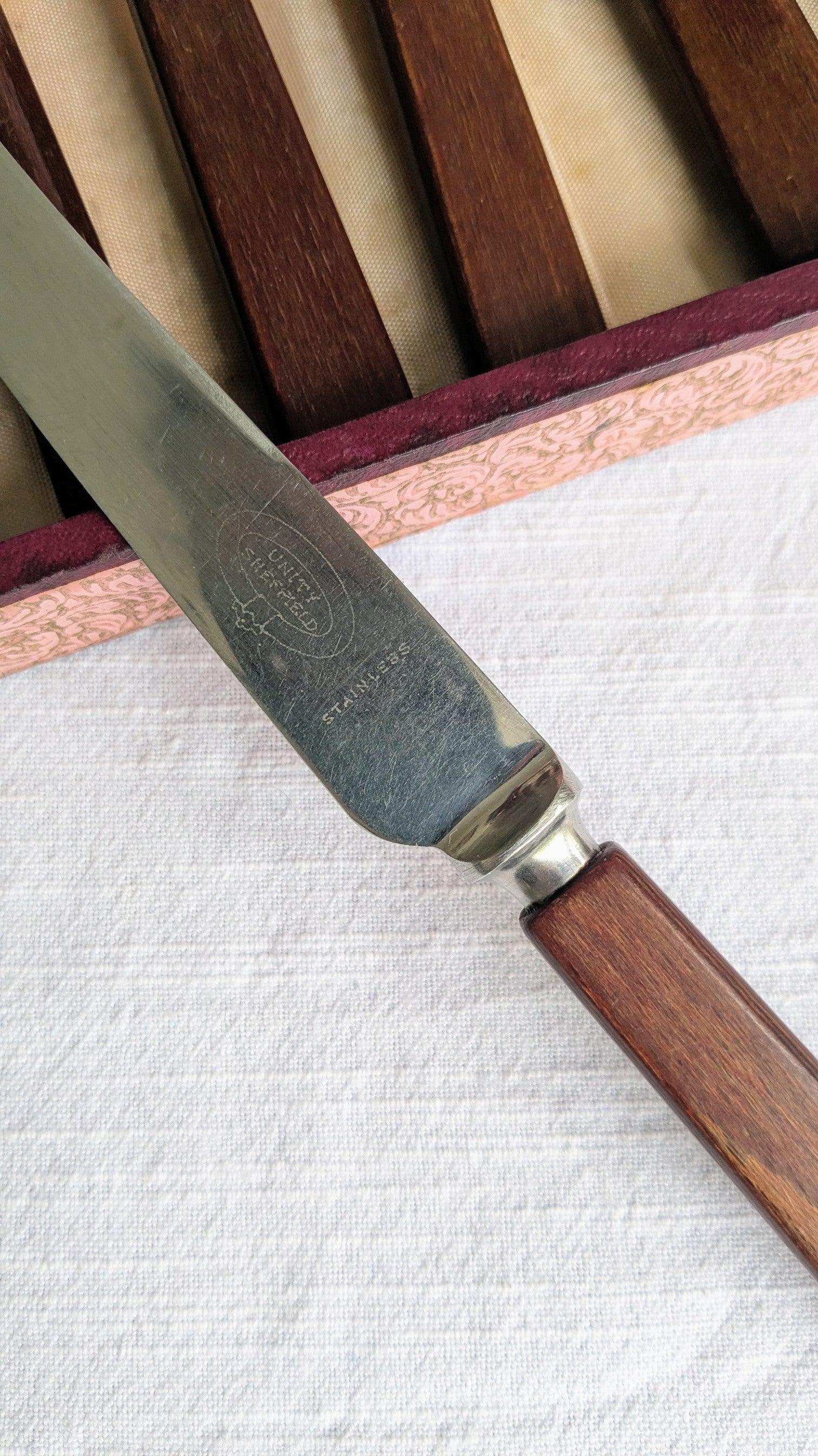Vintage Unity Sheffield Cutlery Set – 18 Pieces with Teak Handles – Mid-Century Modern c. 1960s/70s