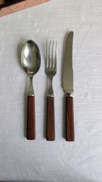 Vintage Unity Sheffield Cutlery Set – 18 Pieces with Teak Handles – Mid-Century Modern c. 1960s/70s