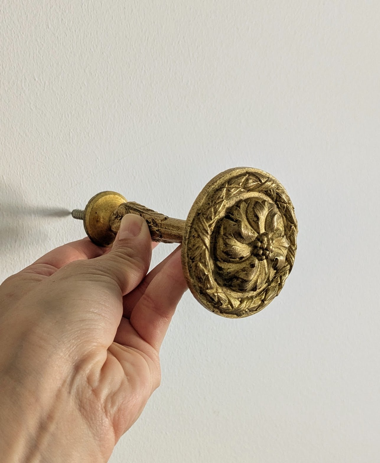 Antique French Gilt Bronze Curtain Tieback Hooks – Set of 5 | Napoleon III