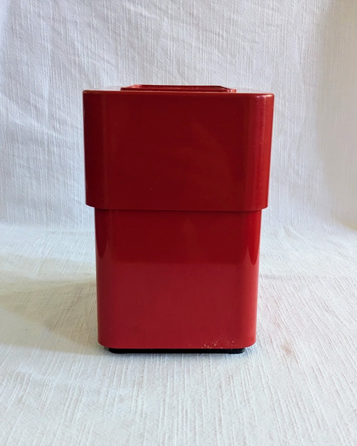 Red Vintage Terraillon Kitchen Scale - 1970s French Design